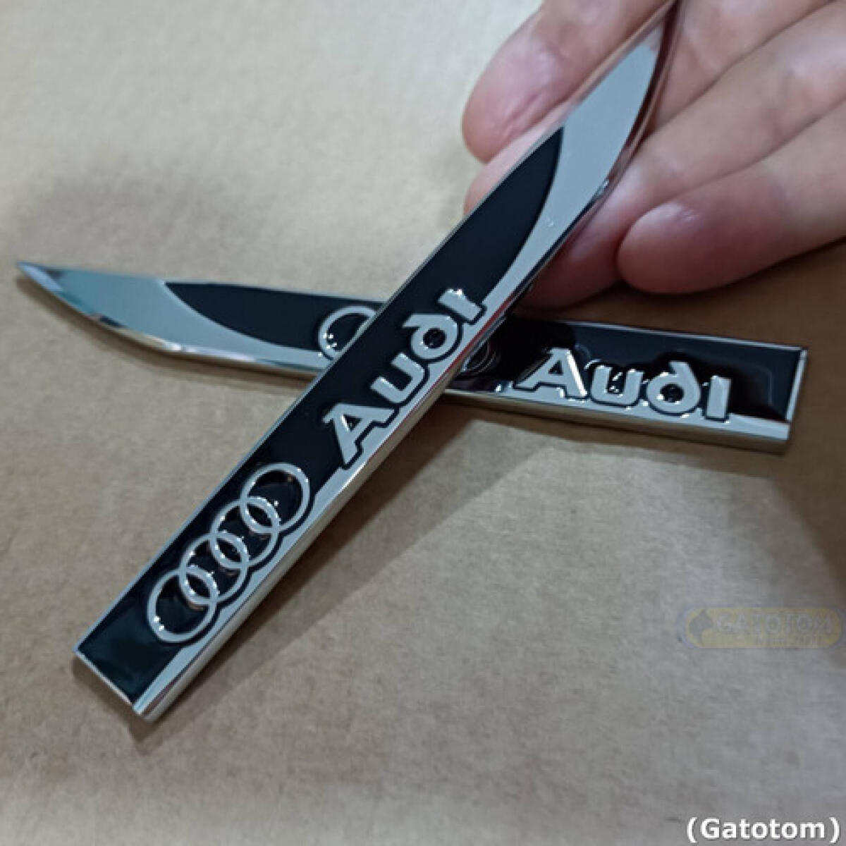 Emblema Audi Lateral Metal A3 A4 A5 A6 A7 Q3 Q5 Q7 Blk 2un - Imagem 6