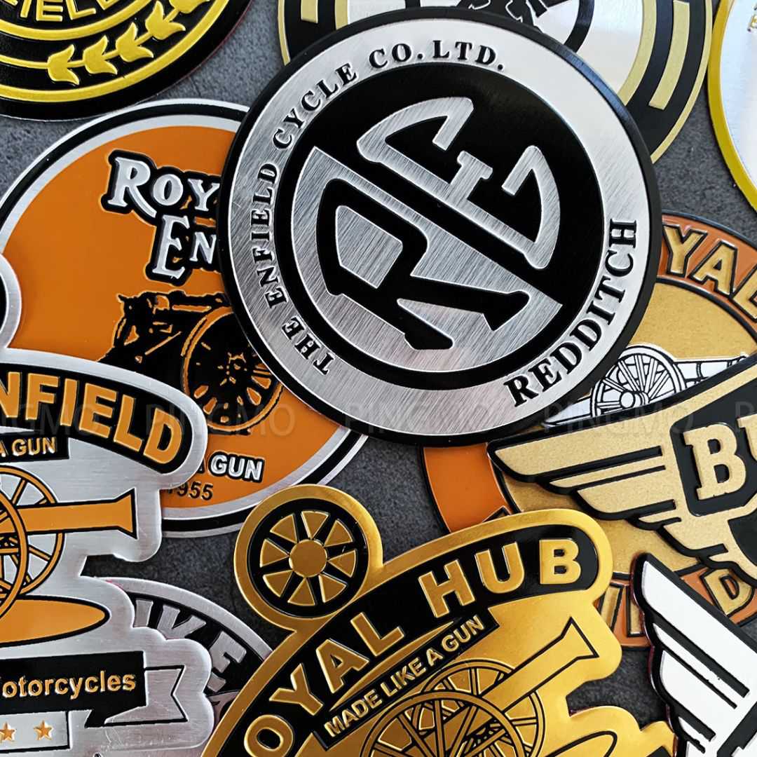 Post de promgram preto e amarelo