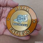 Emblema Adesivo Gun Blk E Alumínio Auto Relevo compátivel com Royal Enfield - Imagem 2