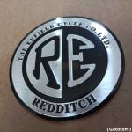 Emblema Adesivo Redditch Cyc Alumi Auto Relevo compátivel com Royal Enfield - Imagem 2