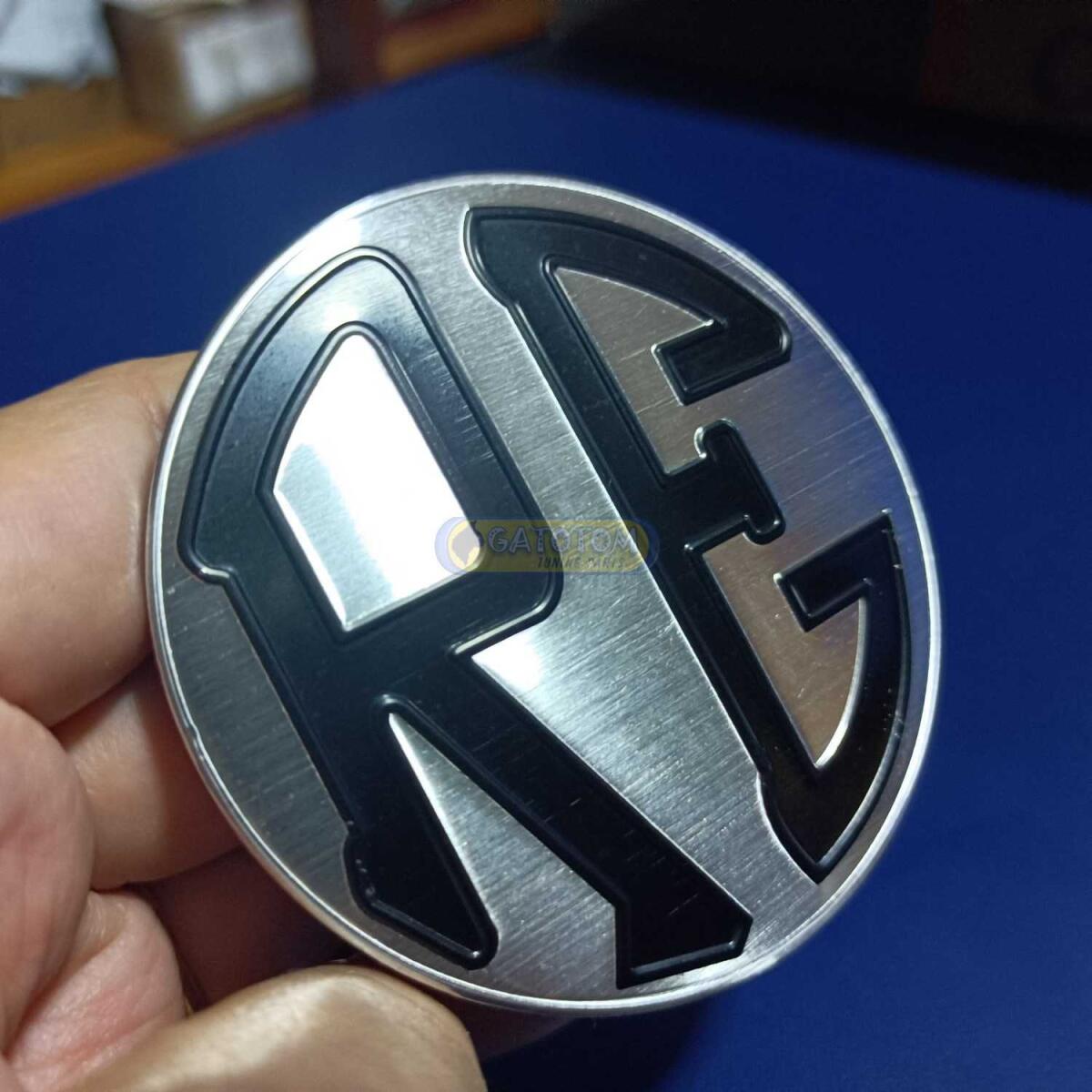 Emblema Adesivo Royal Enfield Redditch Logo Blac Auto Relevo - Imagem 3