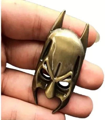 Emblema Batman Mascara 3d Bronze Adesivo Metal Reforçado Dc